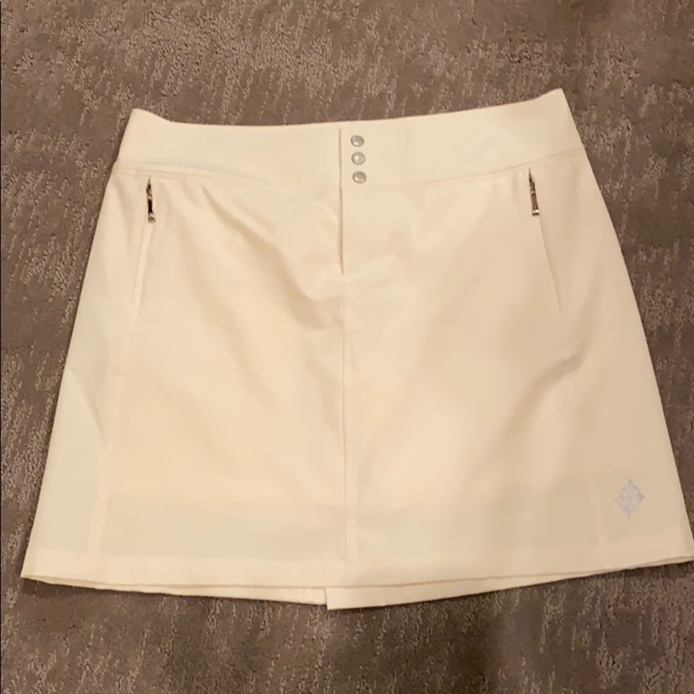 JoFit Off White size 8 Golf Skirt shorts under